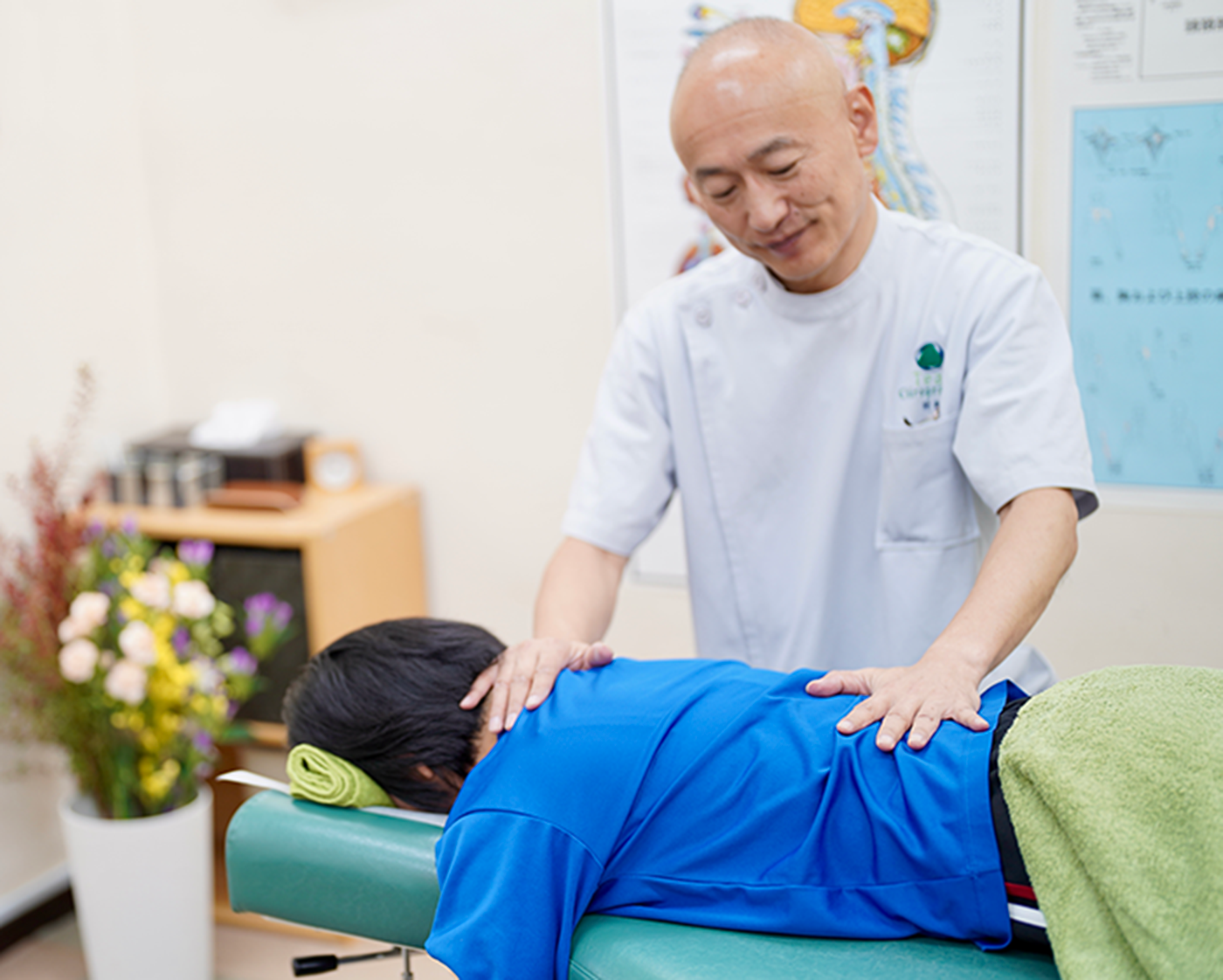 ニュートラルゾーンセラピーの施術を行います